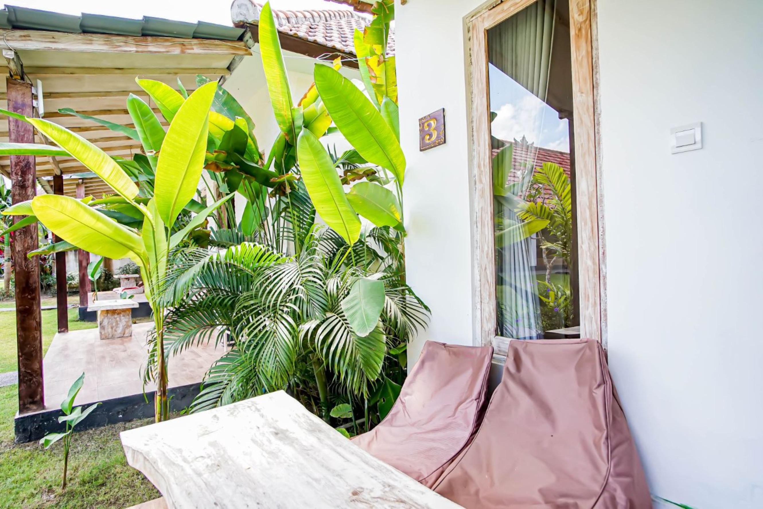 Agung Wiwin Homestay & Restaurant Mengwi Exterior foto