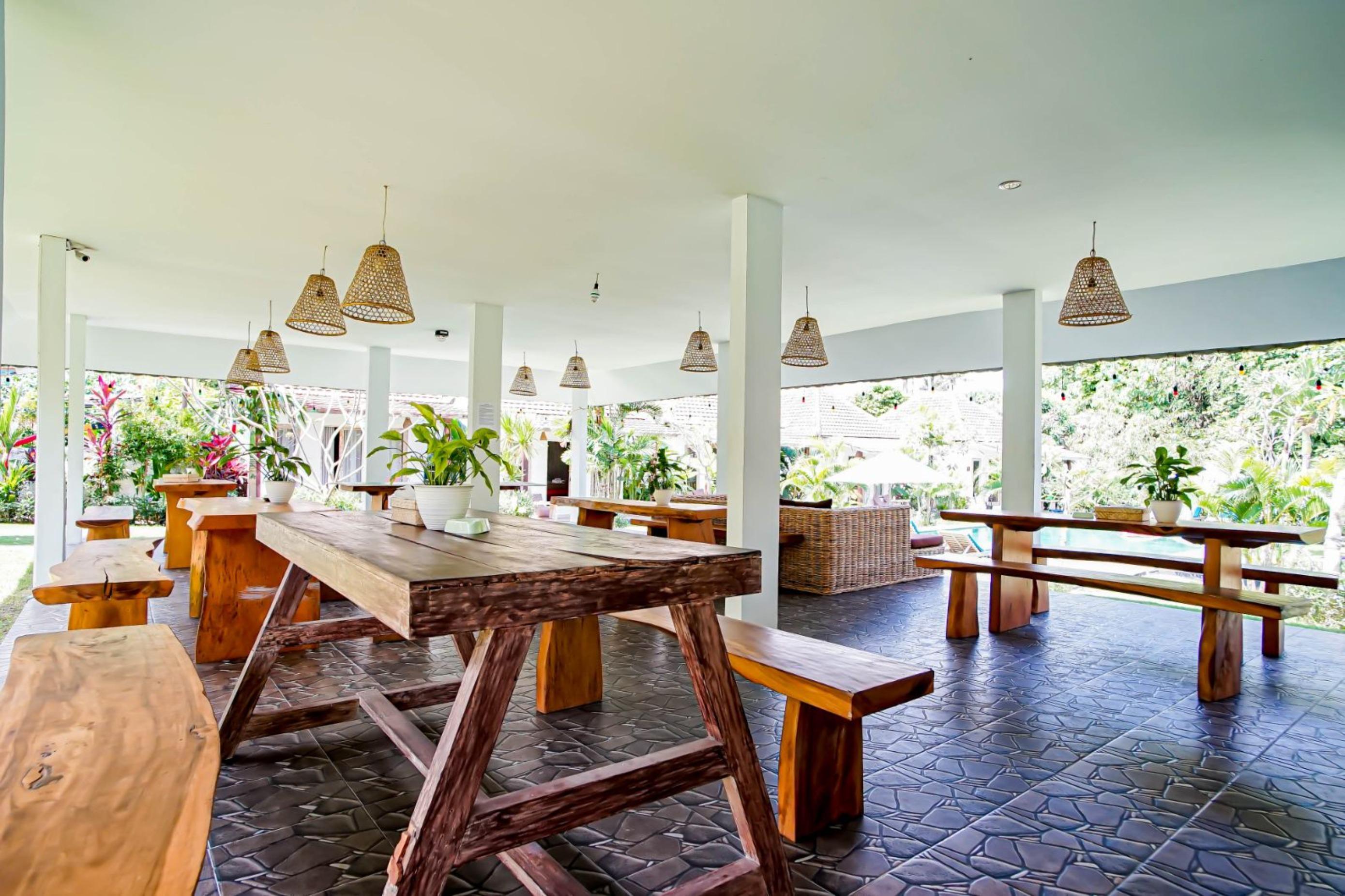 Agung Wiwin Homestay & Restaurant Mengwi Exterior foto